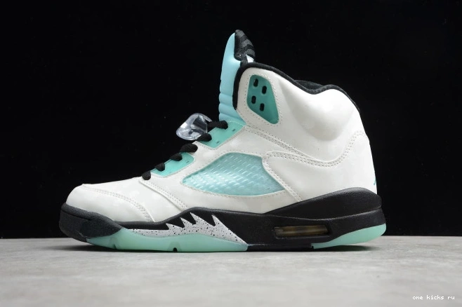 Onekick Air CN2932-100 Green Jordan Island 5 0608